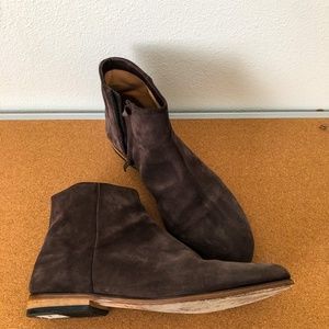 Men's Clarks Hommes Grey suede ankle boots.10.5.